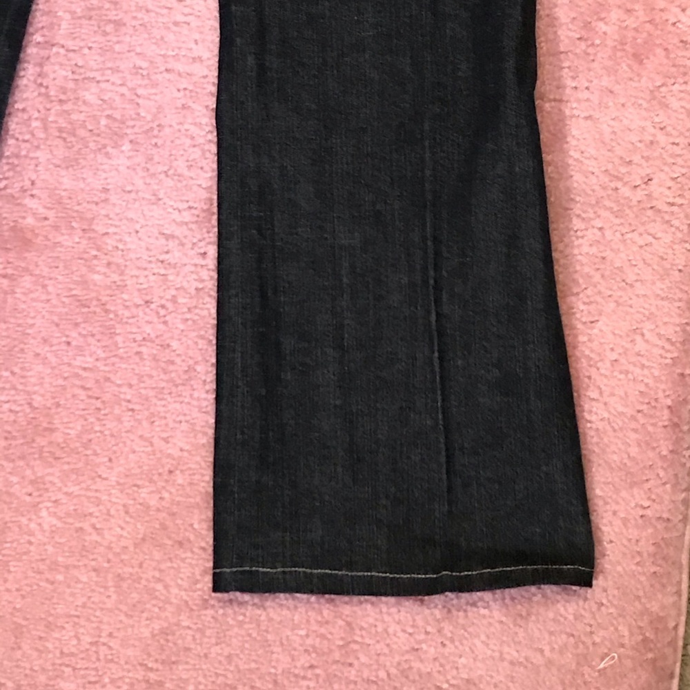 Gloria Vanderbilt  Jeans! - Picture 8 of 10